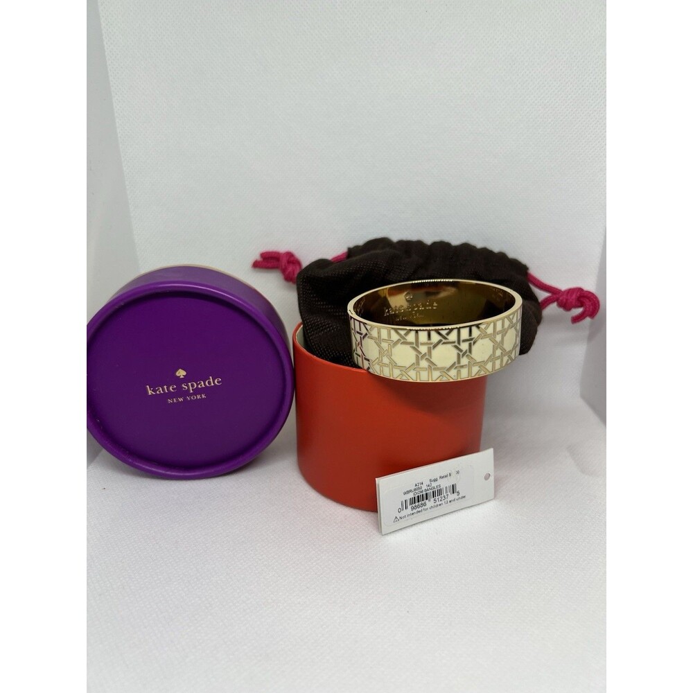 Kate Spade  Bangle Bracelet 12k Plated Idiom Bracelet Shoot The Breeze NIB